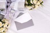 Quand envoyer ses invitations de mariage : Le guide pour un timing parfait